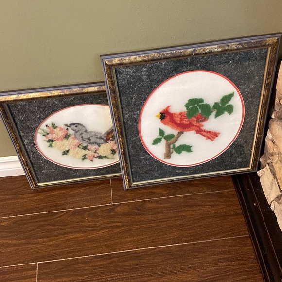 2 Vintage bird needlepoint framed art - Picture 1 of 16